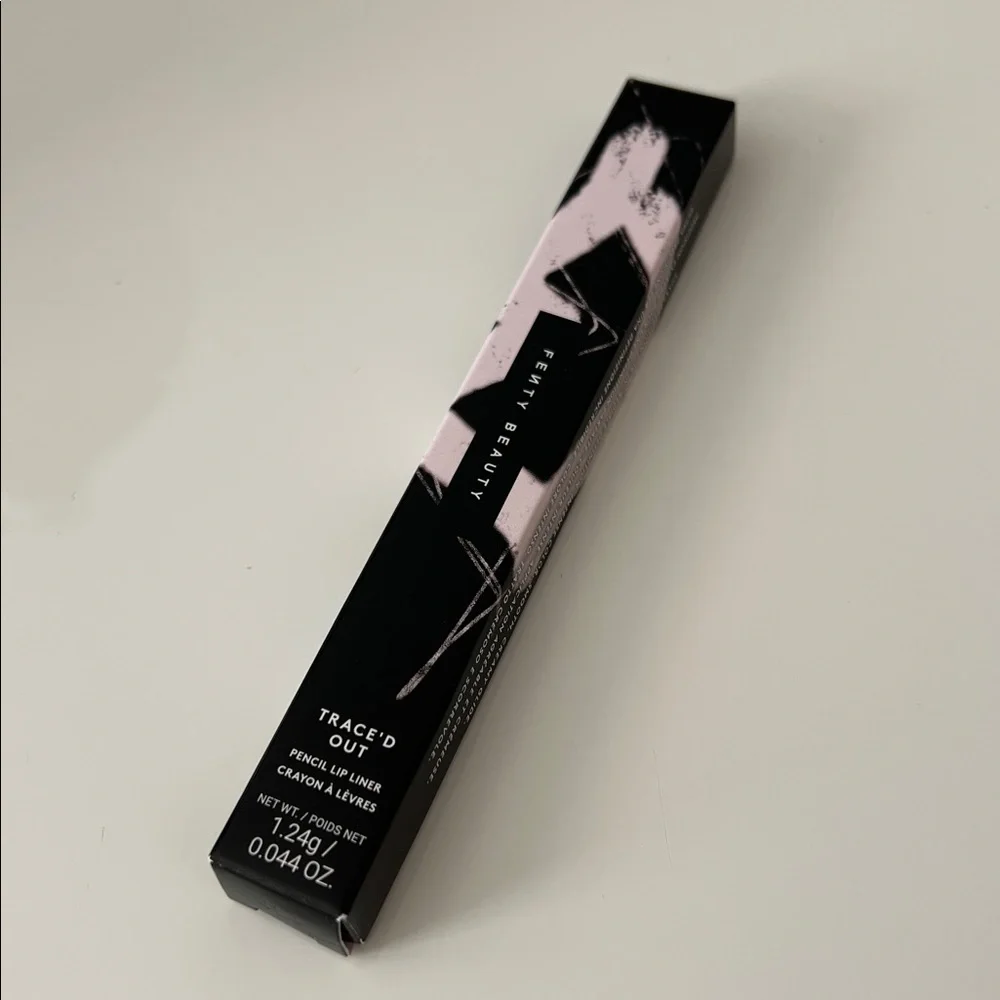 Fenty Beauty by Rihanna Trace'd Out Longwear Waterproof Pencil Lip Liner - Riri - Picture 11 of 11